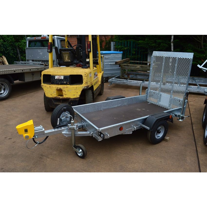 Stronghold hitchlock for Knott Avonride couplings